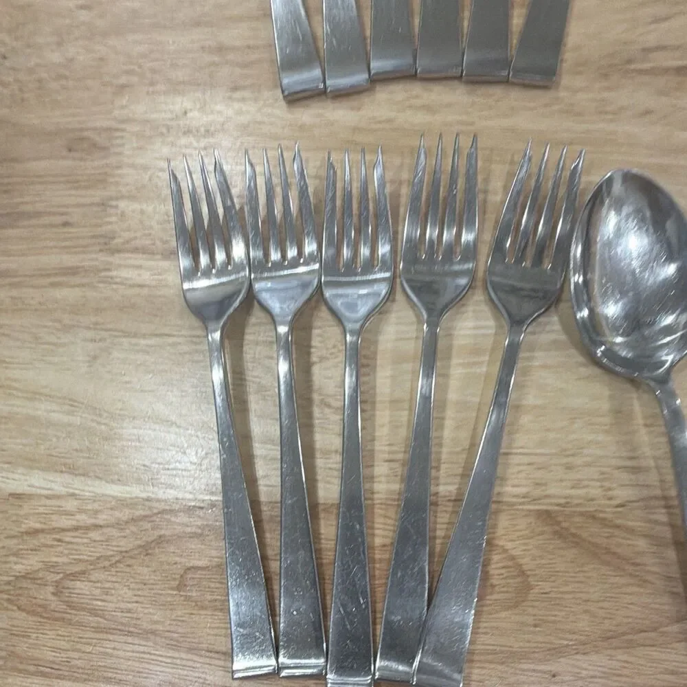 Lyon New Charm Stainless Steel Flatware Set 29 pieces